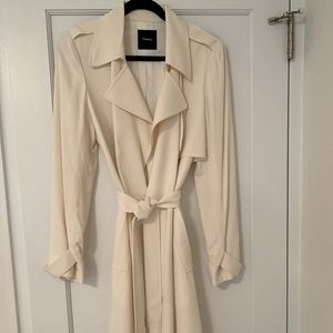 NWT! THEORY Crepe Trench Coat (Size L)